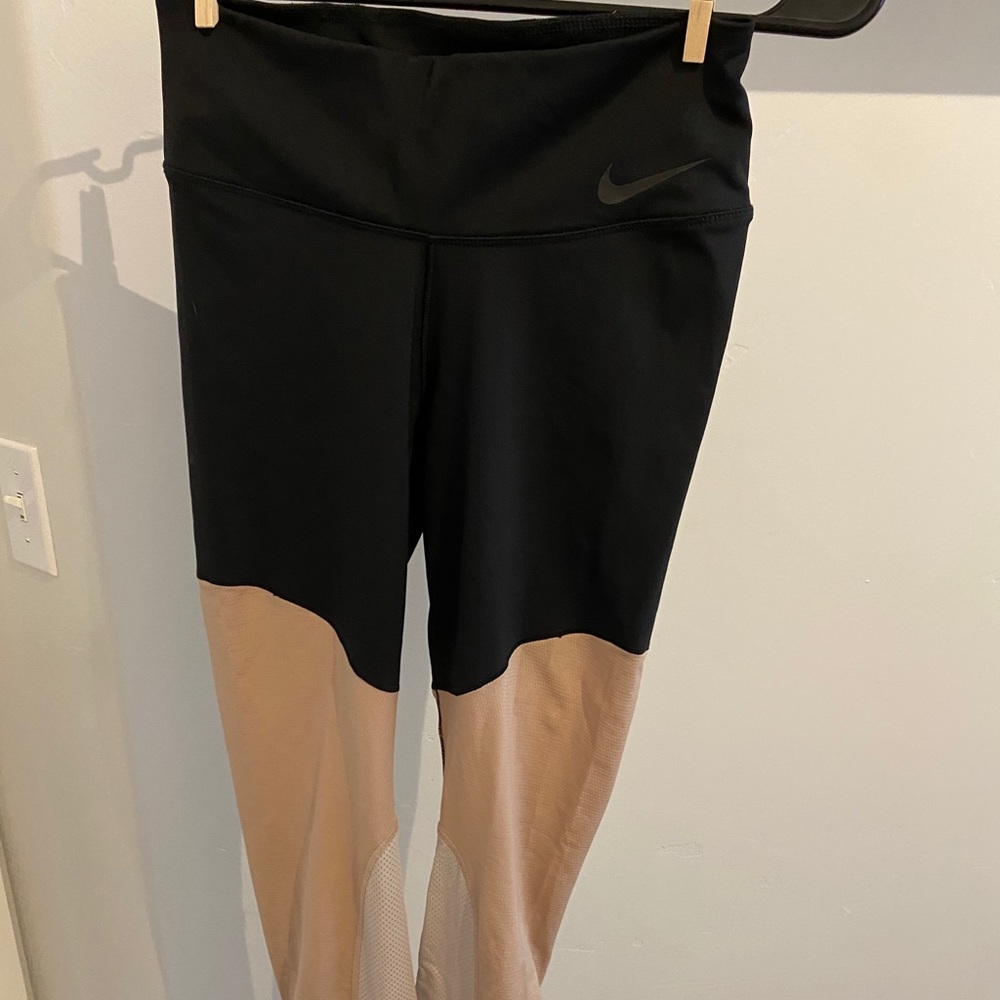 Nike leggings